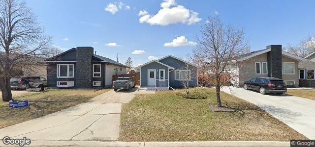 Larawan ng 162 Charbonneau Crescent sa Winnipeg, Manitoba