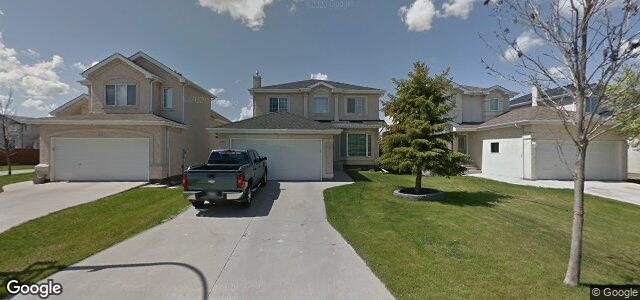 Larawan ng 18 Lessard Place sa Winnipeg, Manitoba