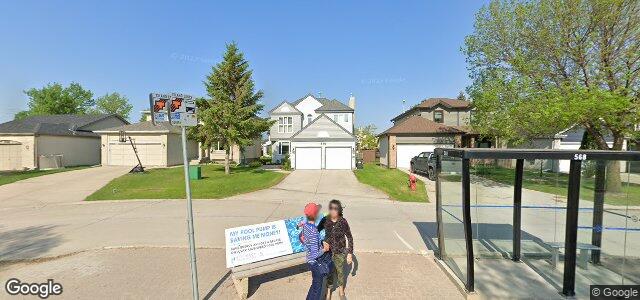 Larawan ng 220 De La Seigneurie Boulevard sa Winnipeg, Manitoba