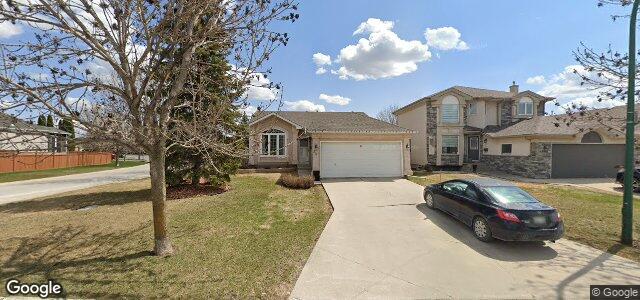 Larawan ng 24 Camirant Crescent sa Winnipeg, Manitoba