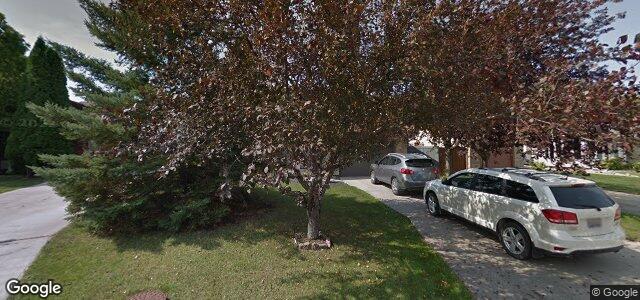 242 Charbonneau Crescent（加拿大曼尼托巴省温尼伯市）房屋照片