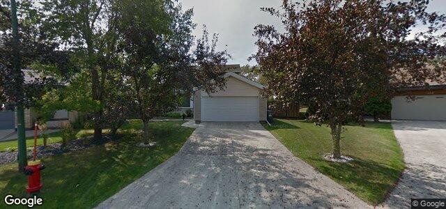 Larawan ng 250 Charbonneau Crescent sa Winnipeg, Manitoba