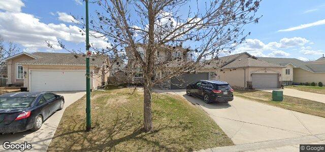 Larawan ng 28 Camirant Crescent sa Winnipeg, Manitoba