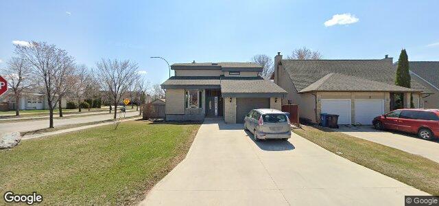 Larawan ng 3 Huppe Bay sa Winnipeg, Manitoba