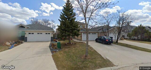 Larawan ng 303 De La Seigneurie Boulevard sa Winnipeg, Manitoba