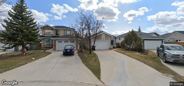 Larawan ng 305 De La Seigneurie Boulevard sa Winnipeg, Manitoba