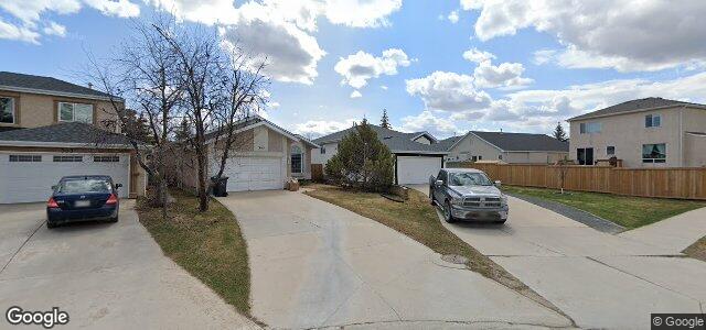 Larawan ng 307 De La Seigneurie Boulevard sa Winnipeg, Manitoba