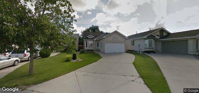 Larawan ng 335 Island Shore Boulevard sa Winnipeg, Manitoba