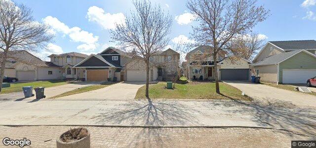 Larawan ng 35 Desjardins Drive sa Winnipeg, Manitoba