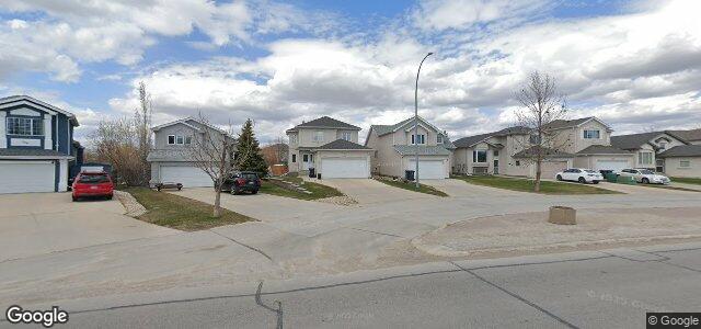 Larawan ng 360 De La Seigneurie Boulevard sa Winnipeg, Manitoba