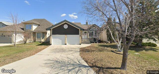 Larawan ng 40 Surfside Crescent sa Winnipeg, Manitoba