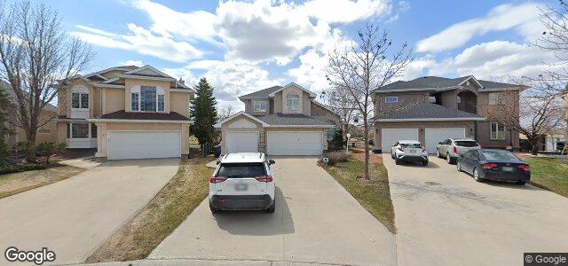Larawan ng 51 Camirant Crescent sa Winnipeg, Manitoba