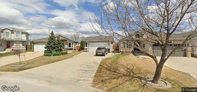 Larawan ng 51 Langton Drive sa Winnipeg, Manitoba