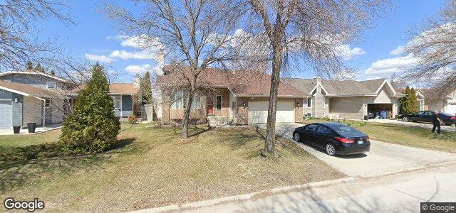 Larawan ng 51 Waterfront Road sa Winnipeg, Manitoba