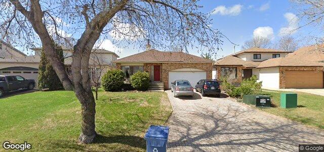 Larawan ng 66 Cassin Crescent sa Winnipeg, Manitoba