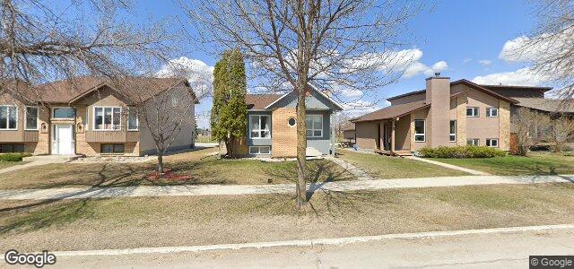 Larawan ng 66 Desjardins Drive sa Winnipeg, Manitoba