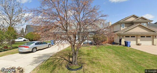 Photo of 77 Leger Crescent in Winnipeg, Manitoba