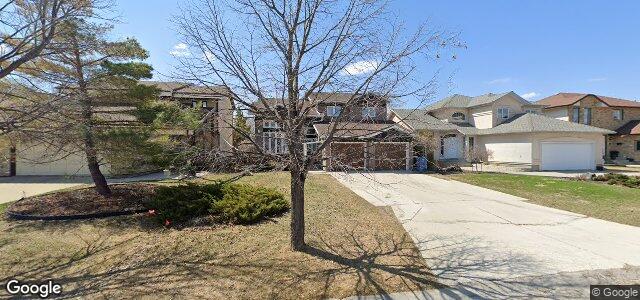 Larawan ng 77 Surfside Crescent sa Winnipeg, Manitoba