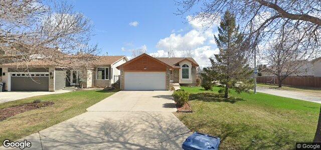 Larawan ng 83 Peres Oblats Drive sa Winnipeg, Manitoba