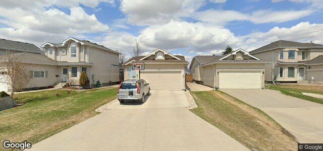 Larawan ng 98 Camirant Crescent sa Winnipeg, Manitoba