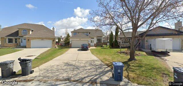 Larawan ng 99 Cassin Crescent sa Winnipeg, Manitoba