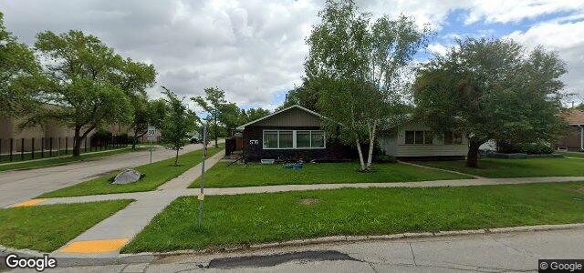 Larawan ng 576 Lanark Street sa Winnipeg, Manitoba