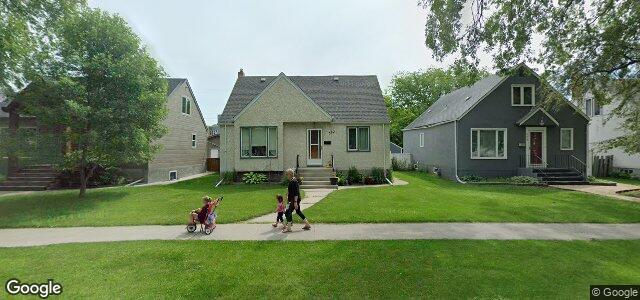 Photo of 592 Beaverbrook Street in Winnipeg, Manitoba