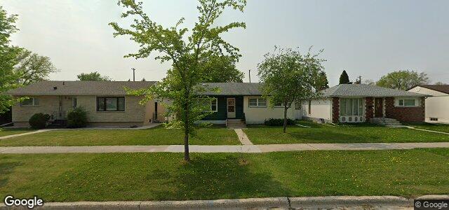 Larawan ng 679 Renfrew Street sa Winnipeg, Manitoba