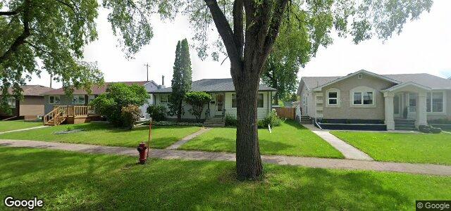 Larawan ng 698 Beaverbrook Street sa Winnipeg, Manitoba