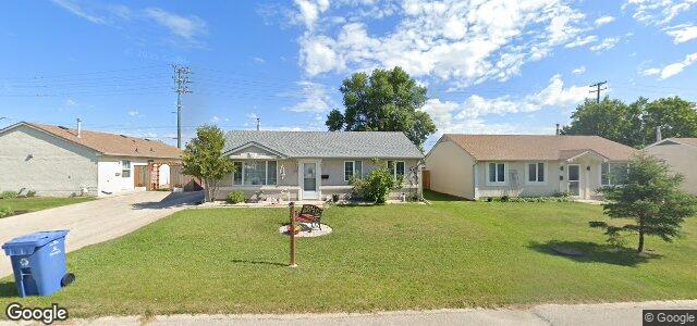 Larawan ng 101 Cornwall Boulevard sa Winnipeg, Manitoba