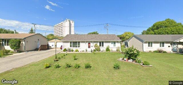 Larawan ng 114 Braintree Crescent sa Winnipeg, Manitoba