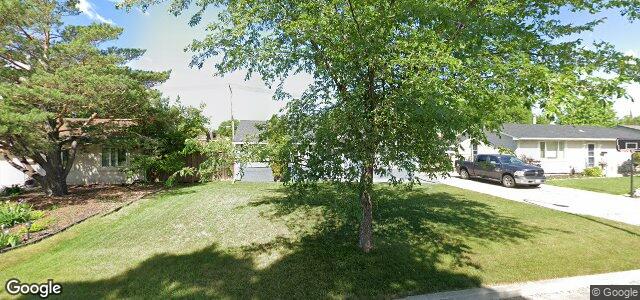 Larawan ng 126 Braintree Crescent sa Winnipeg, Manitoba