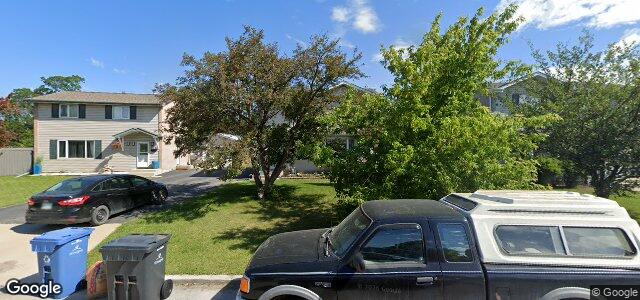 Larawan ng 143 Braintree Crescent sa Winnipeg, Manitoba