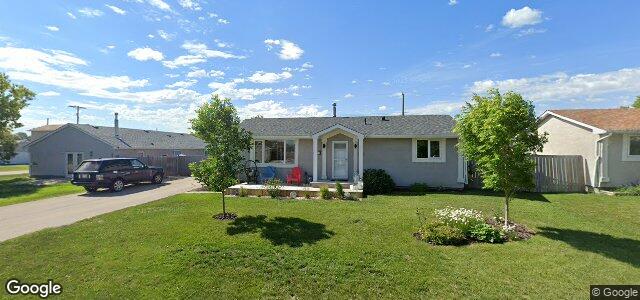 Larawan ng 184 Braintree Crescent sa Winnipeg, Manitoba