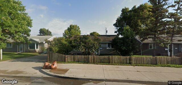 Larawan ng 2211 Ness Avenue sa Winnipeg, Manitoba