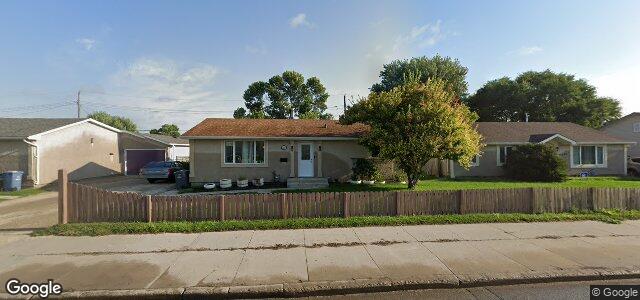 Larawan ng 2295 Ness Avenue sa Winnipeg, Manitoba