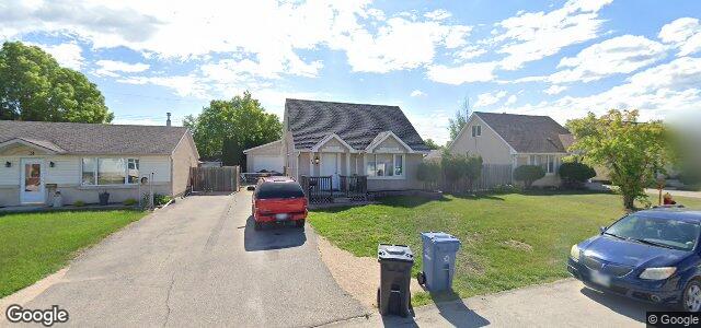 Photo of 27 Cornwall Boulevard in Winnipeg, Manitoba