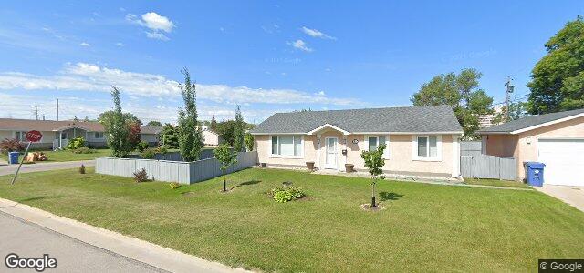 Larawan ng 31 Braintree Crescent sa Winnipeg, Manitoba