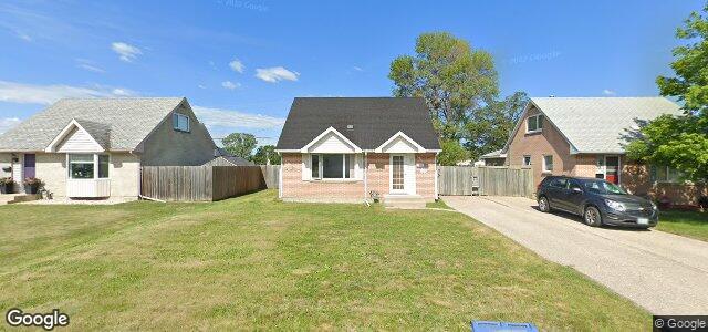 Larawan ng 34 Cornwall Boulevard sa Winnipeg, Manitoba