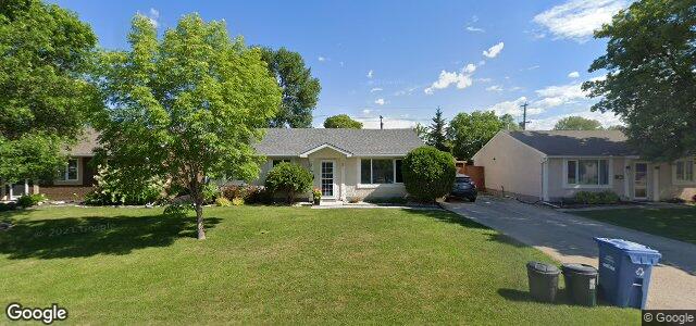 Photo of 37 Bourkewood Place in Winnipeg, Manitoba