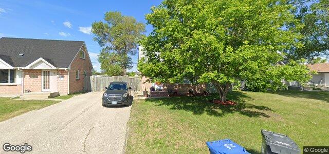 Larawan ng 38 Cornwall Boulevard sa Winnipeg, Manitoba