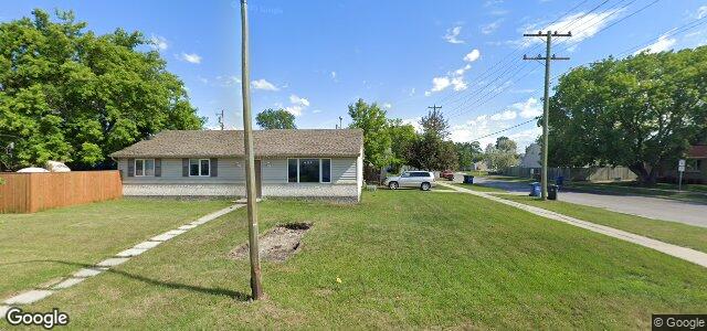Larawan ng 562 Whytewold Road sa Winnipeg, Manitoba