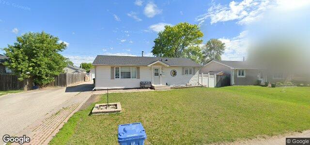 Larawan ng 67 Braintree Crescent sa Winnipeg, Manitoba