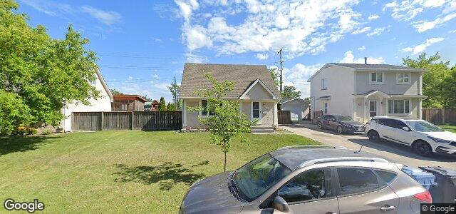 Larawan ng 67 Cornwall Boulevard sa Winnipeg, Manitoba