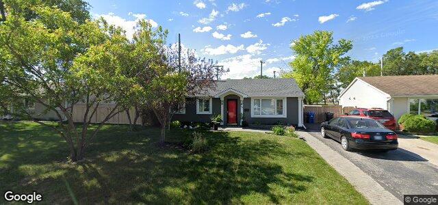 Larawan ng 70 Cornwall Boulevard sa Winnipeg, Manitoba