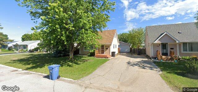 Larawan ng 73 Cornwall Boulevard sa Winnipeg, Manitoba