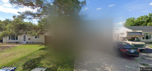 Larawan ng 94 Cornwall Boulevard sa Winnipeg, Manitoba