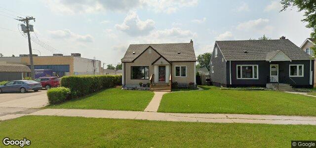 Larawan ng 208 Smithfield Avenue sa Winnipeg, Manitoba