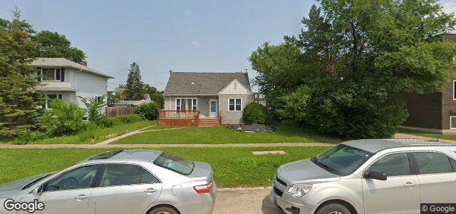 Larawan ng 215 Smithfield Avenue sa Winnipeg, Manitoba