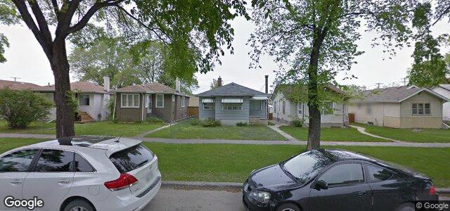 Larawan ng 217 Burrin Avenue sa Winnipeg, Manitoba